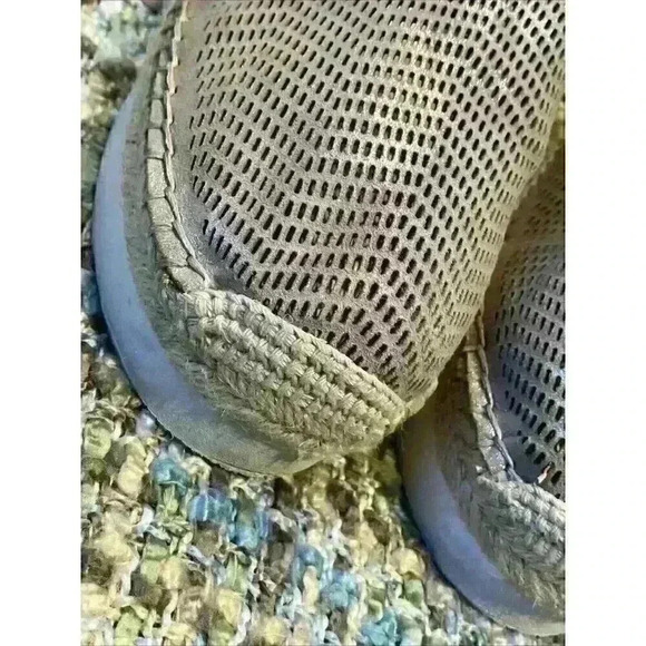 VINCE CAMUTO BRETTAL Silver Metallic Leather Espadrille Sling Sandals Mules, 8 - Picture 10 of 10